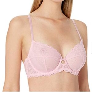 Calvin Klein Bra. Pink /Bubble gum 32C. QF1741